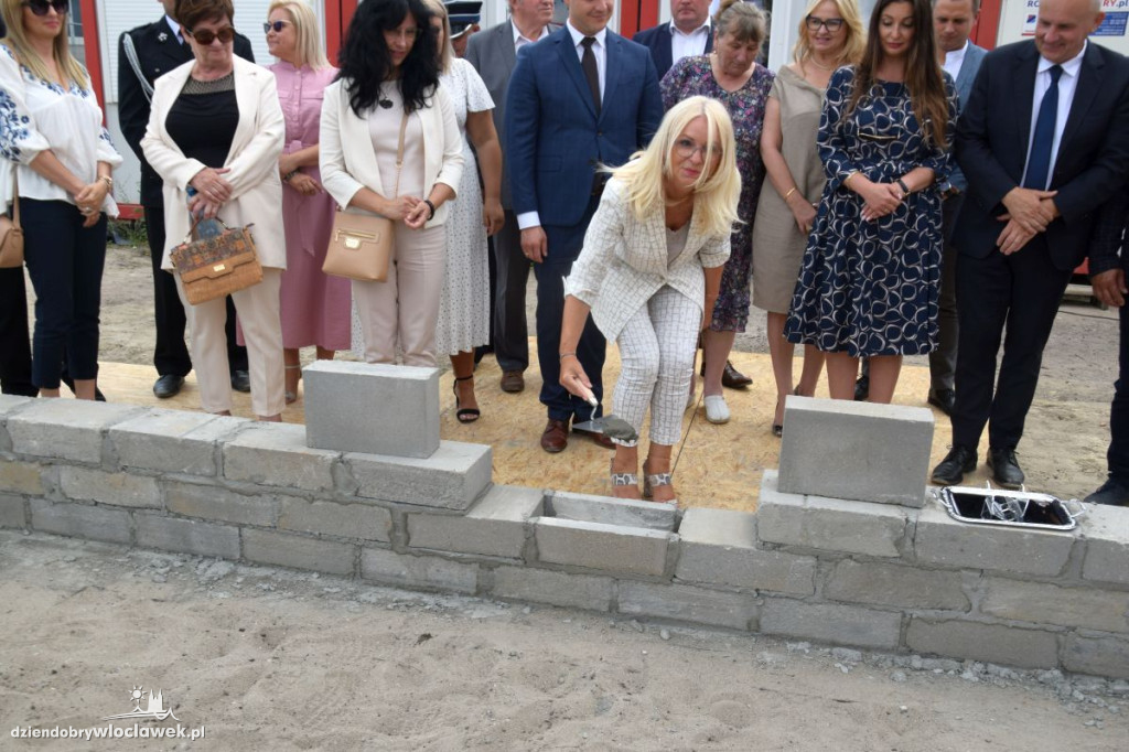 Centrum Integracji Społecznej w Kruszynie z Aktem Erekcyjnym