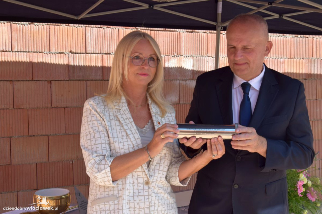 Centrum Integracji Społecznej w Kruszynie z Aktem Erekcyjnym