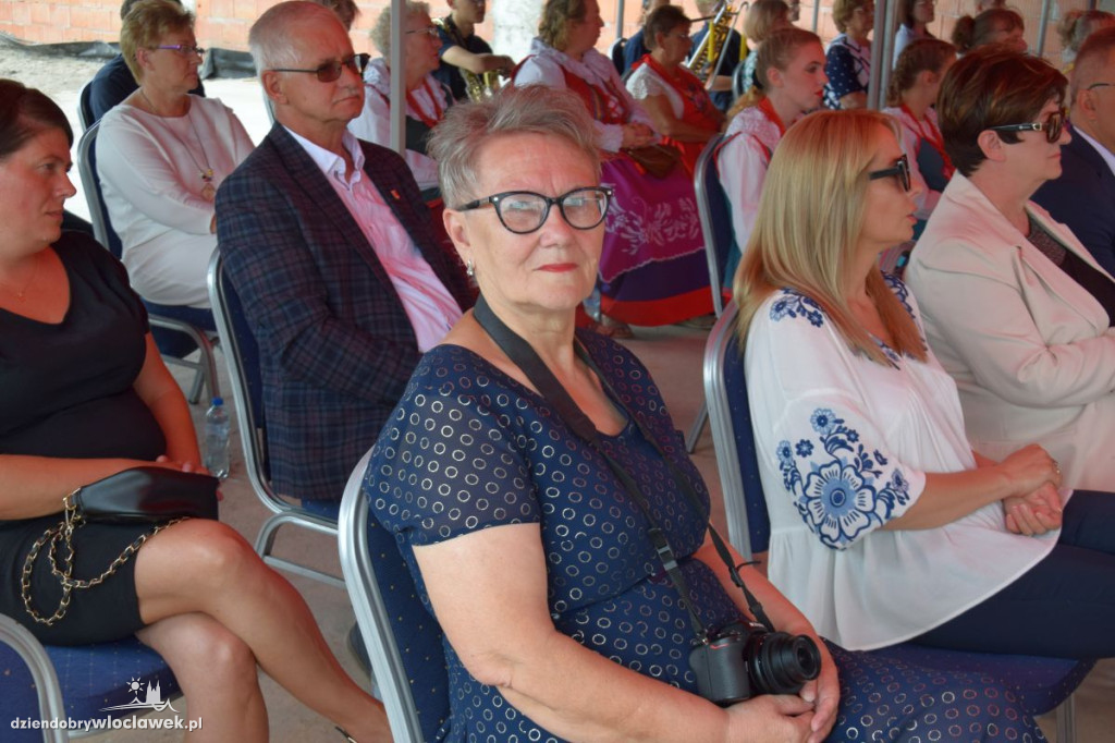 Centrum Integracji Społecznej w Kruszynie z Aktem Erekcyjnym