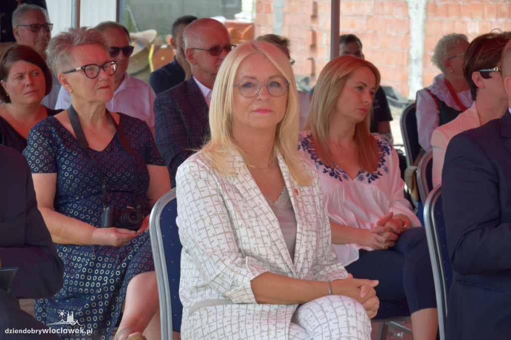 Centrum Integracji Społecznej w Kruszynie z Aktem Erekcyjnym