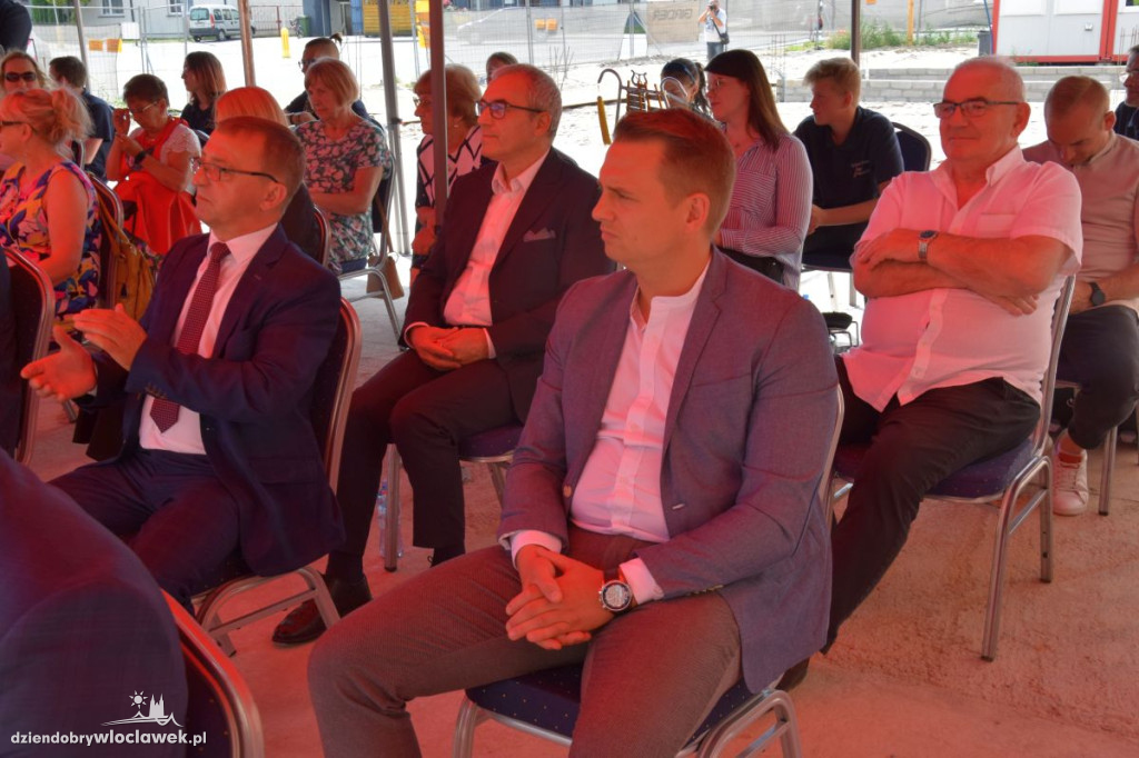 Centrum Integracji Społecznej w Kruszynie z Aktem Erekcyjnym