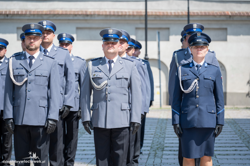 Awanse dla włocławskich policjantów