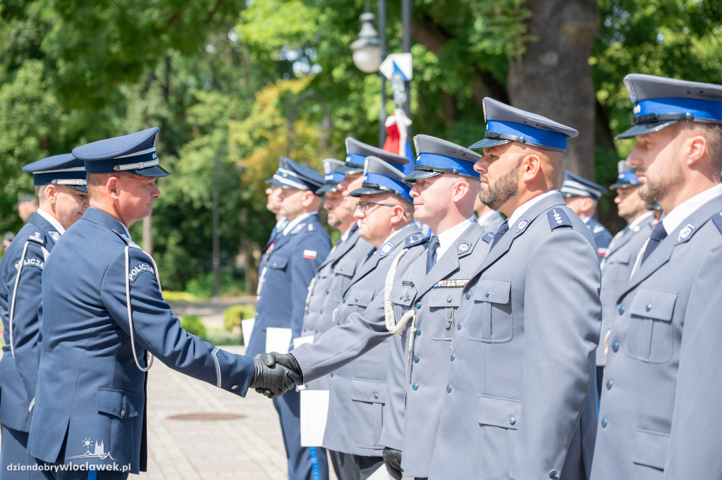 Awanse dla włocławskich policjantów