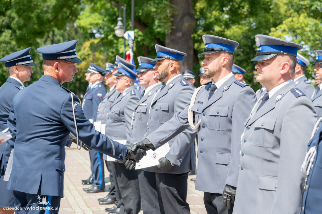 Awanse dla włocławskich policjantów