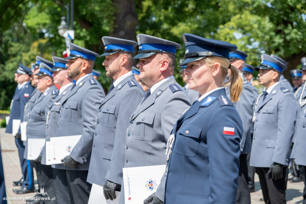 Awanse dla włocławskich policjantów