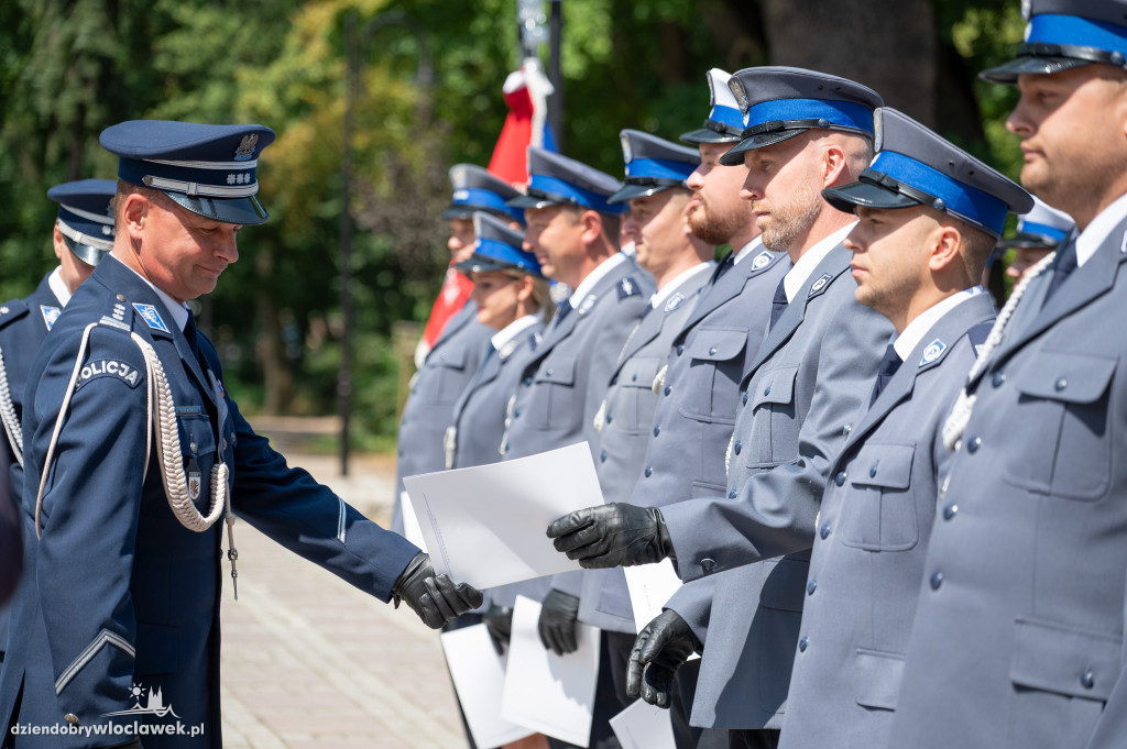 Awanse dla włocławskich policjantów