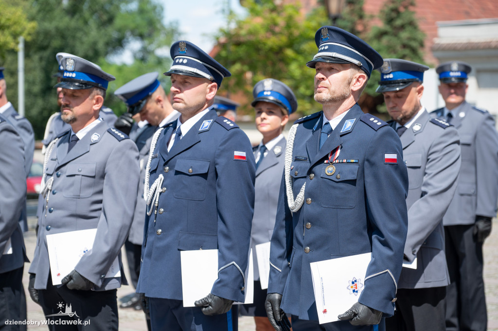 Awanse dla włocławskich policjantów