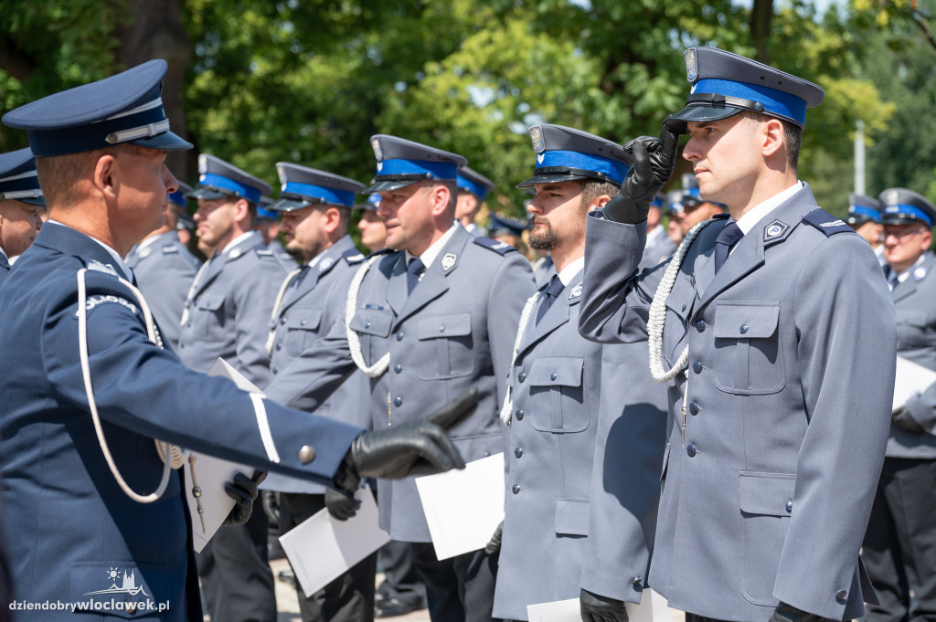 Awanse dla włocławskich policjantów