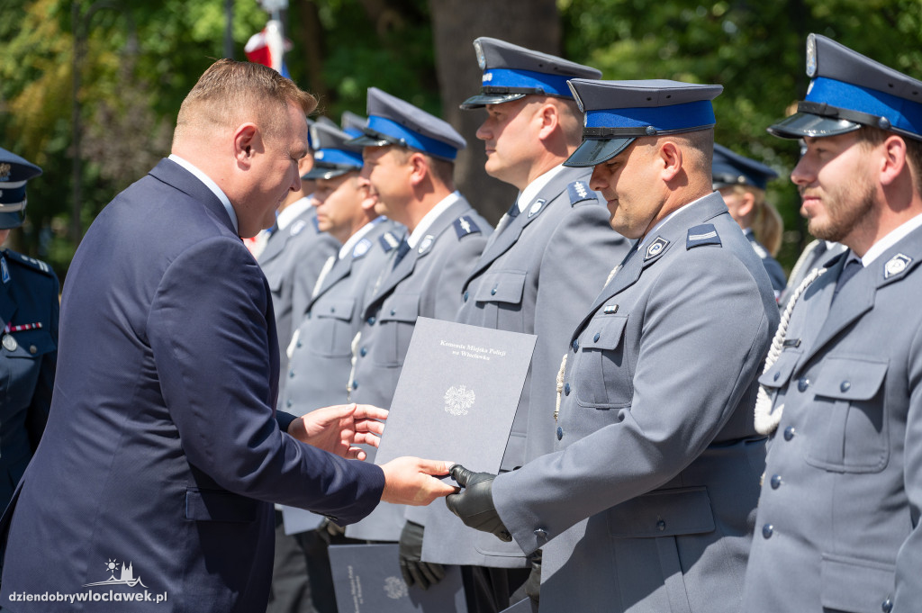 Awanse dla włocławskich policjantów
