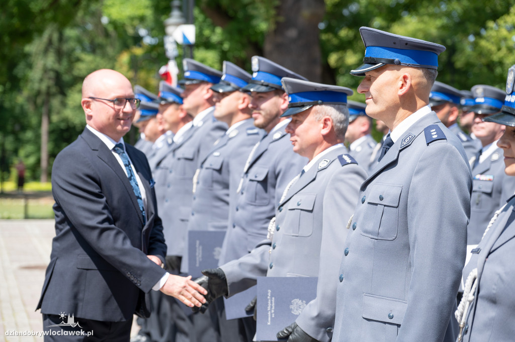 Awanse dla włocławskich policjantów