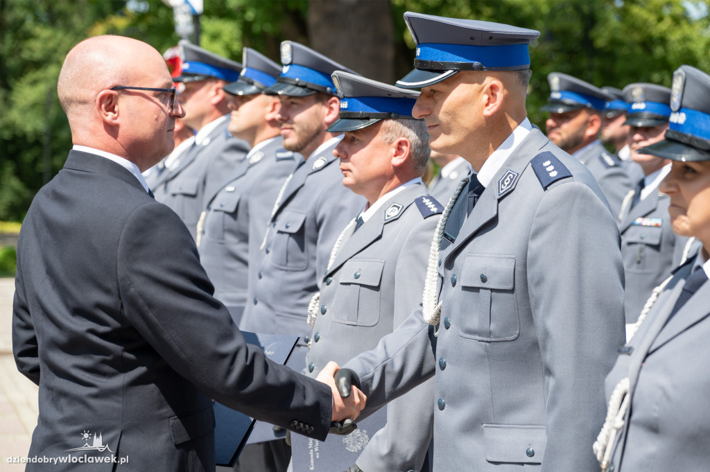Awanse dla włocławskich policjantów