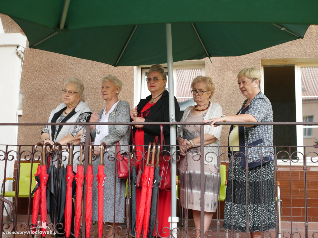 Przekazanie samochodu dla DPS z ul. Nowomiejskiej