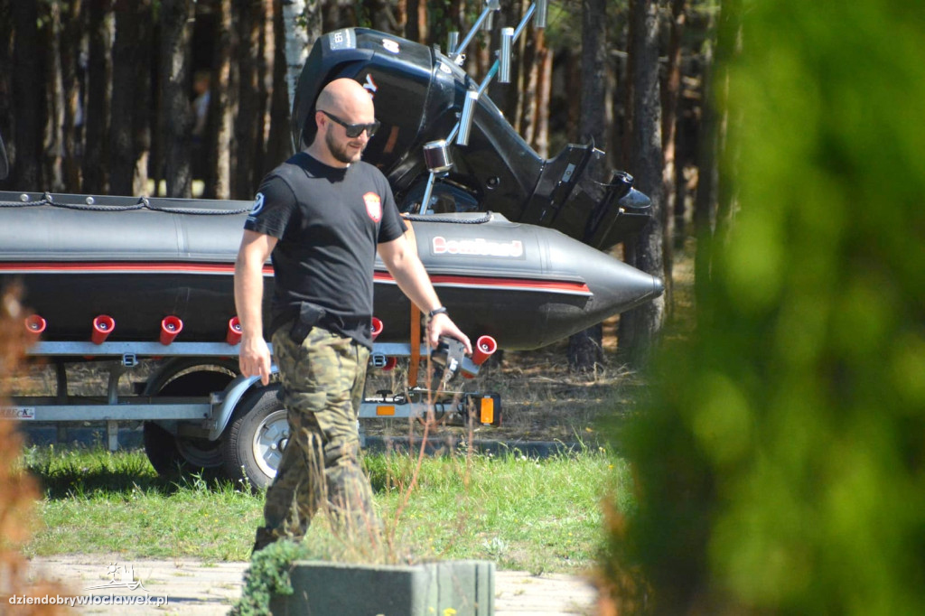 Piknik militarny na strzelnicy PZŁ
