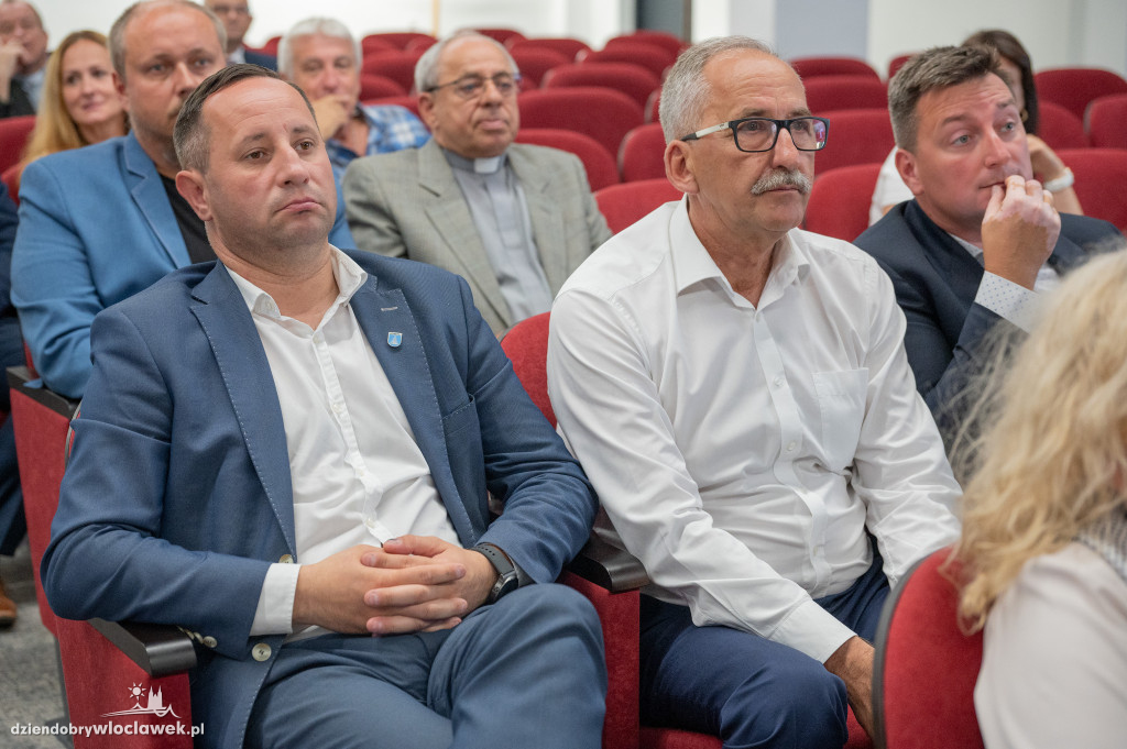 Uroczystość wręczenia voucherów w ramach Rządowego Programu Odbudowy Zabytków