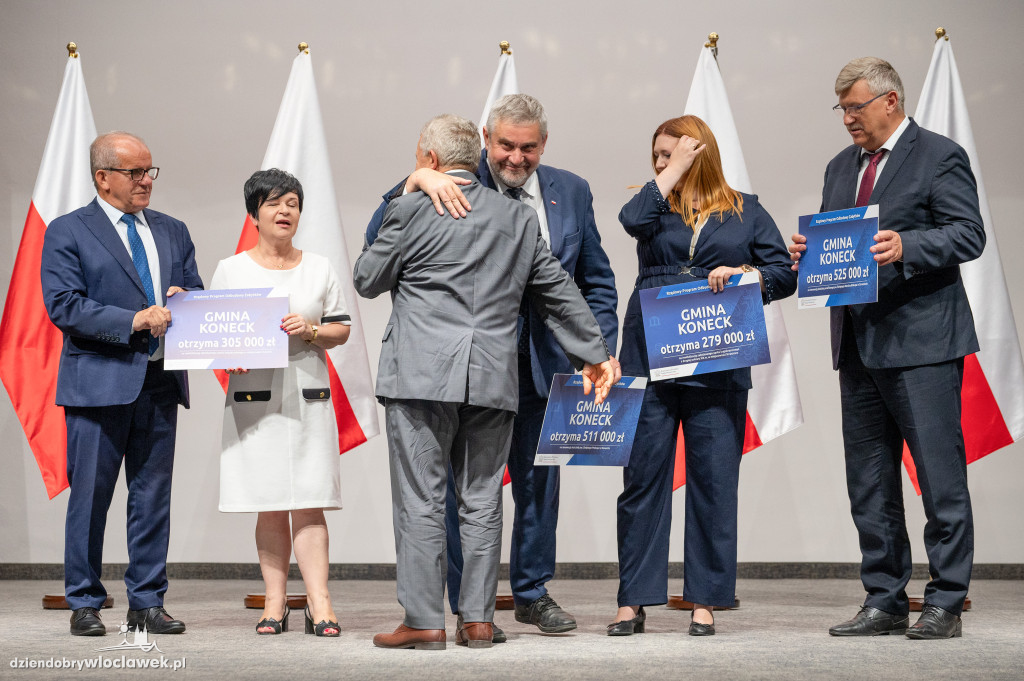 Uroczystość wręczenia voucherów w ramach Rządowego Programu Odbudowy Zabytków