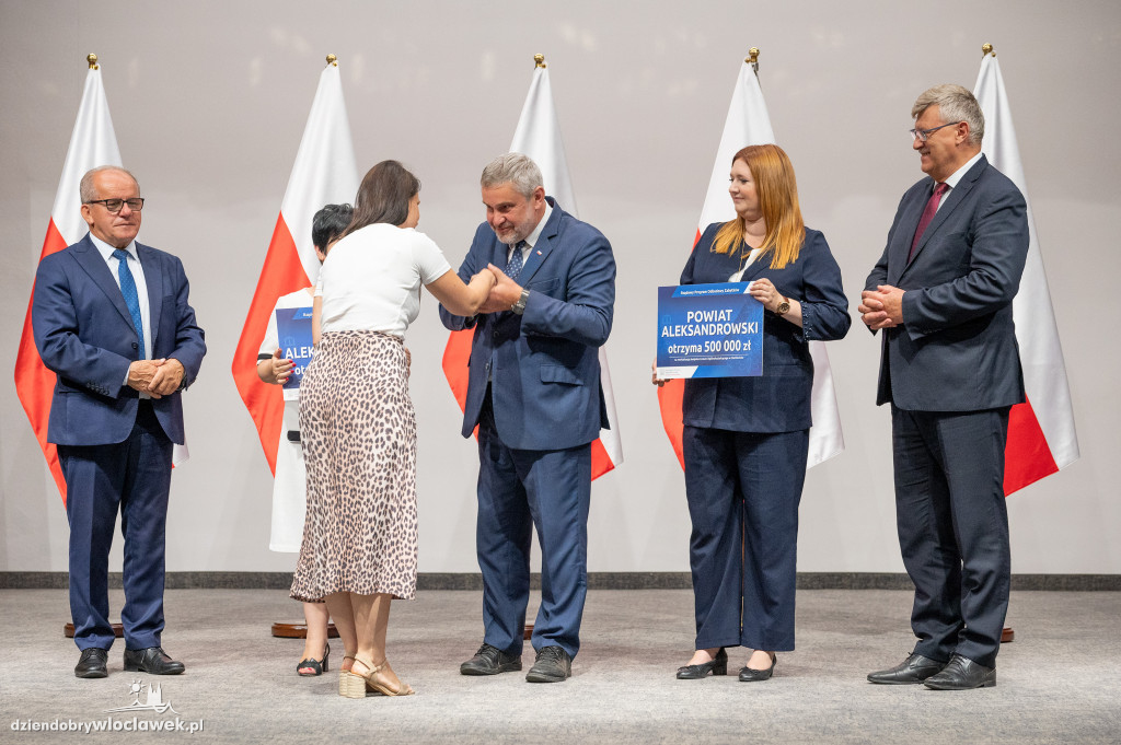 Uroczystość wręczenia voucherów w ramach Rządowego Programu Odbudowy Zabytków