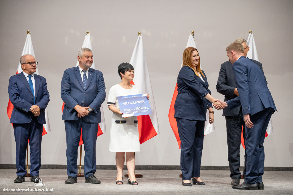 Uroczystość wręczenia voucherów w ramach Rządowego Programu Odbudowy Zabytków