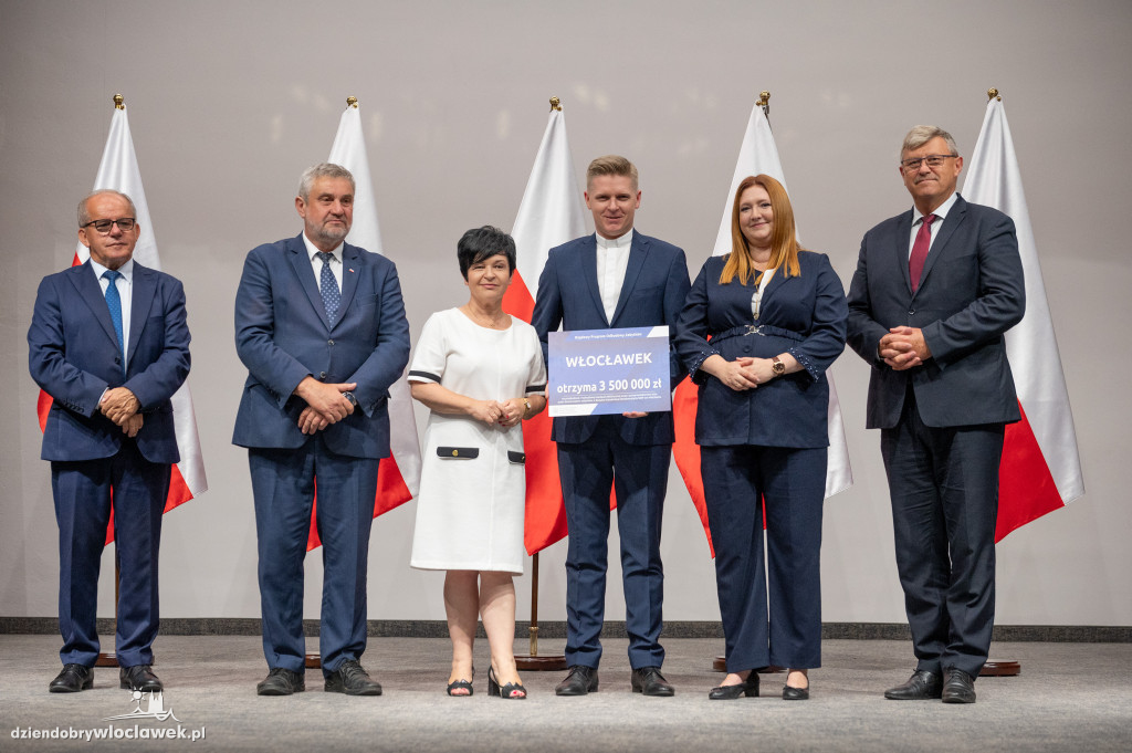 Uroczystość wręczenia voucherów w ramach Rządowego Programu Odbudowy Zabytków