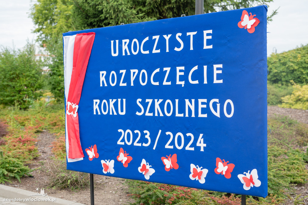 Rozpoczęcie roku szkolnego w SP nr 1 Brześć Kujawski