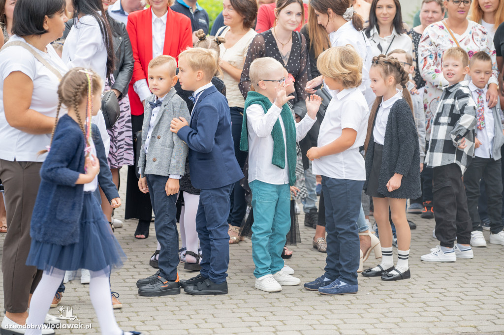 Rozpoczęcie roku szkolnego w SP nr 1 Brześć Kujawski