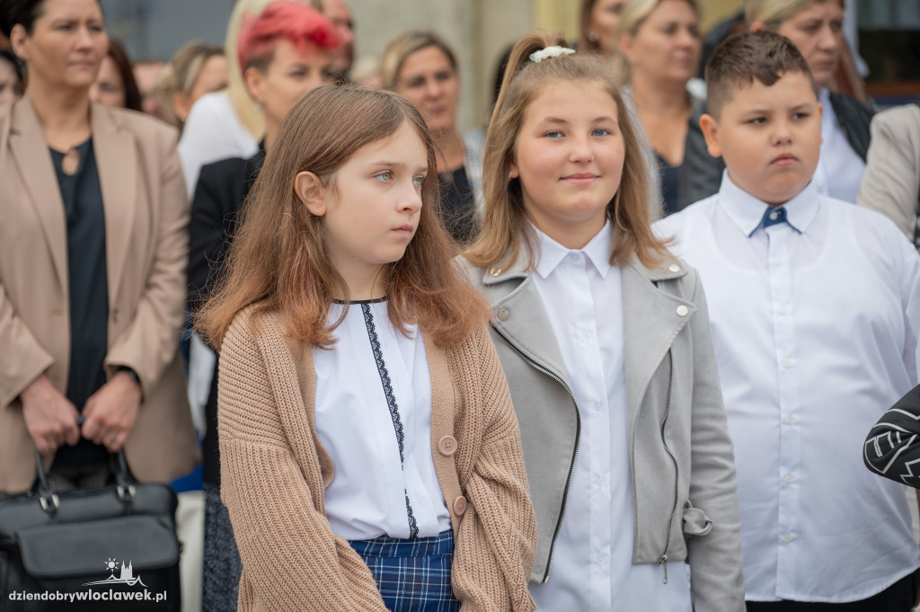 Rozpoczęcie roku szkolnego w SP nr 1 Brześć Kujawski