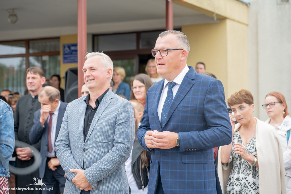 Rozpoczęcie roku szkolnego w SP nr 1 Brześć Kujawski