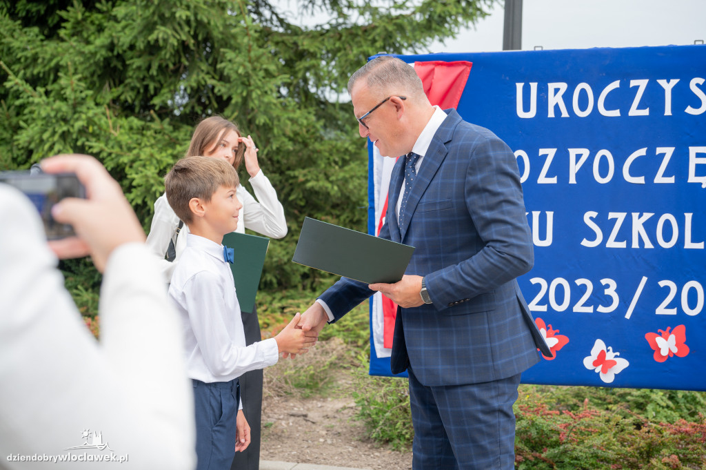 Rozpoczęcie roku szkolnego w SP nr 1 Brześć Kujawski
