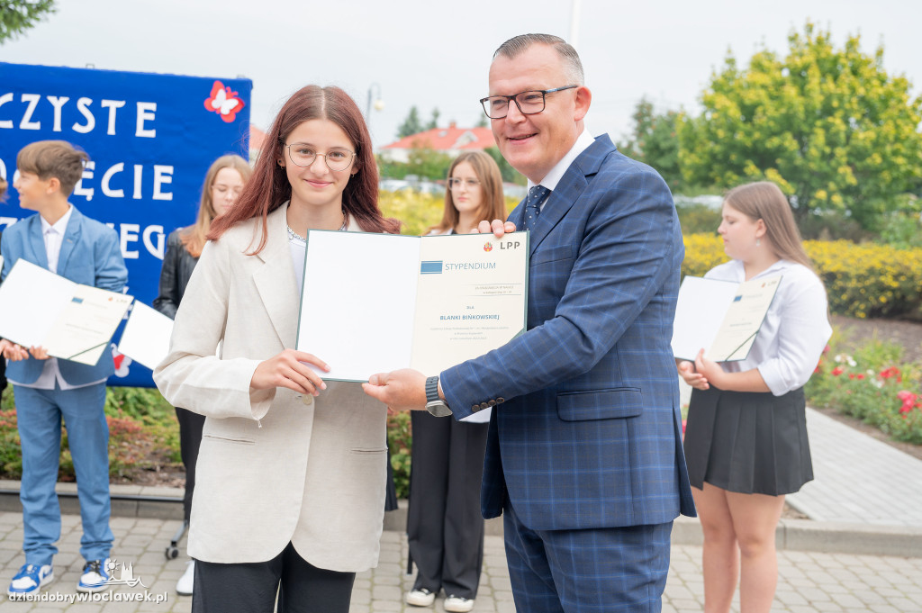 Rozpoczęcie roku szkolnego w SP nr 1 Brześć Kujawski