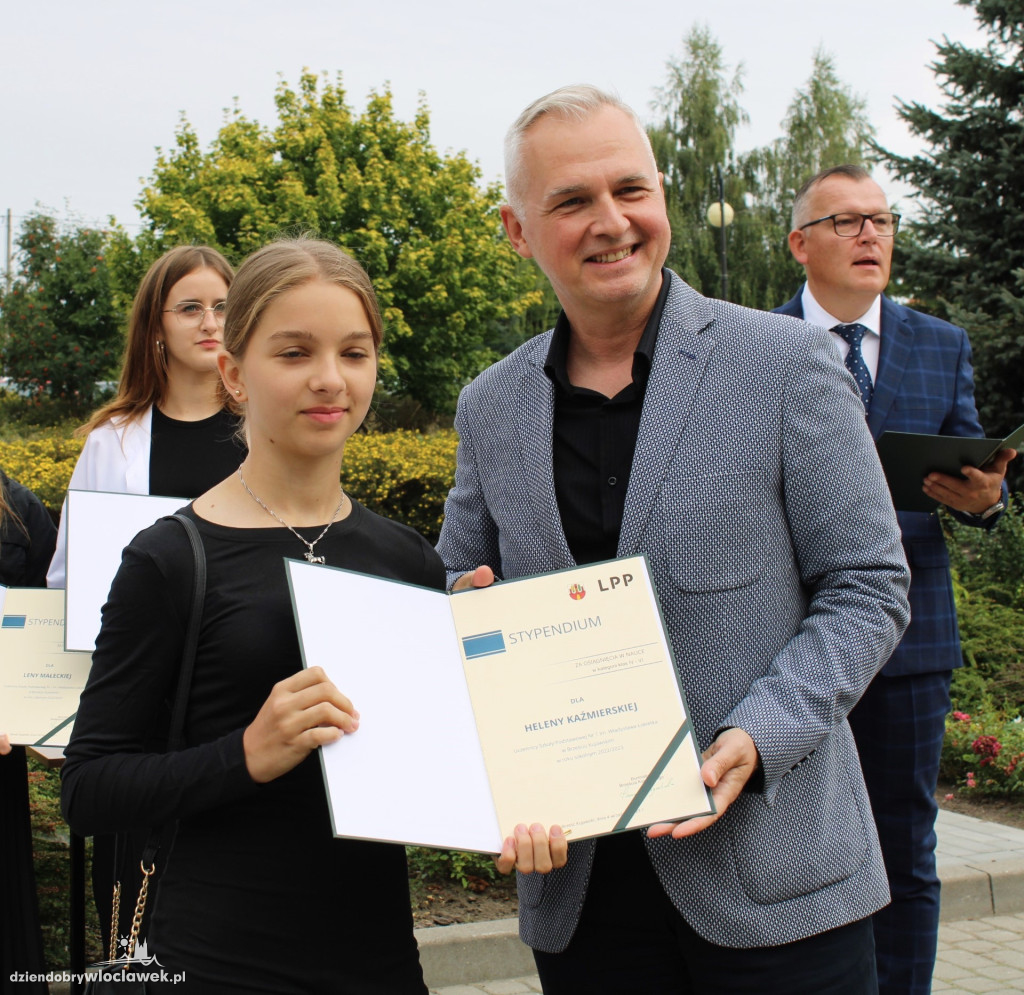 Rozpoczęcie roku szkolnego w SP nr 1 Brześć Kujawski