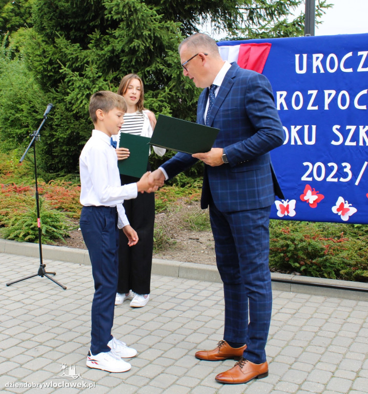 Rozpoczęcie roku szkolnego w SP nr 1 Brześć Kujawski