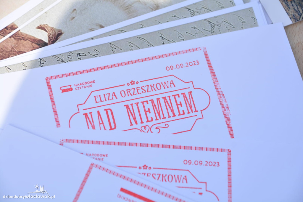 Narodowe Czytanie na Placu Wolności