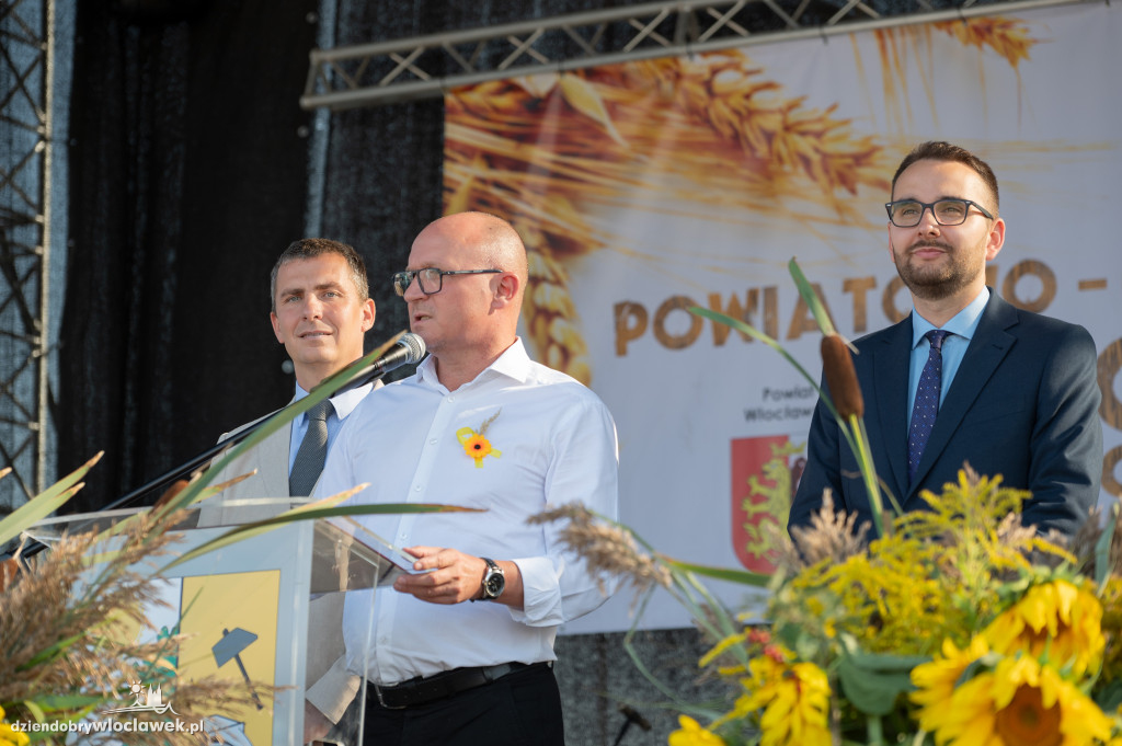 Powiatowo-Gminno-Parafialne Dożynki w Grabkowie
