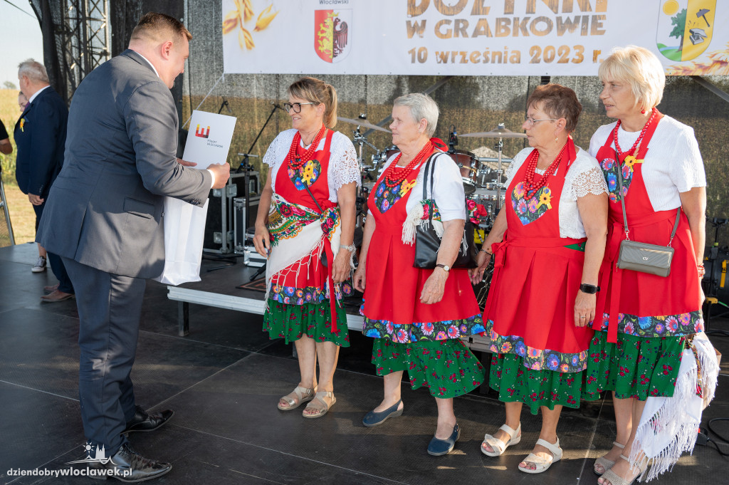 Powiatowo-Gminno-Parafialne Dożynki w Grabkowie