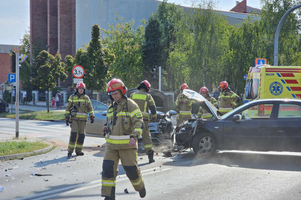 Wypadek na skrzyżowaniu Robotniczej i Kapitulnej