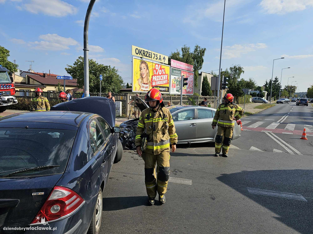 Wypadek na skrzyżowaniu Robotniczej i Kapitulnej