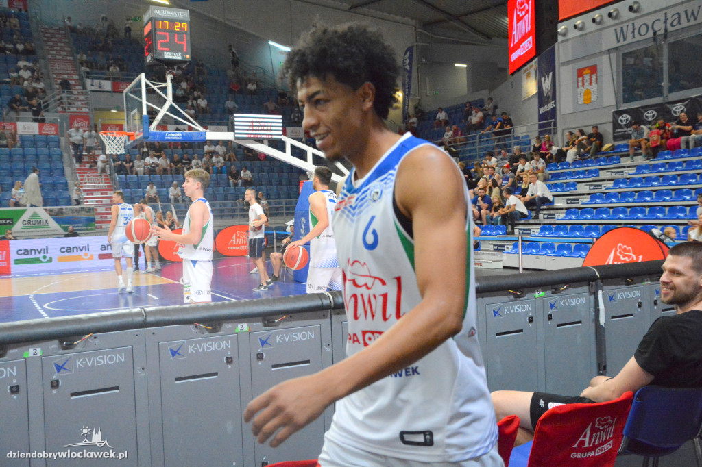 Anwil Włocławek vs. VEF Ryga na ANWIL Basketball Cup