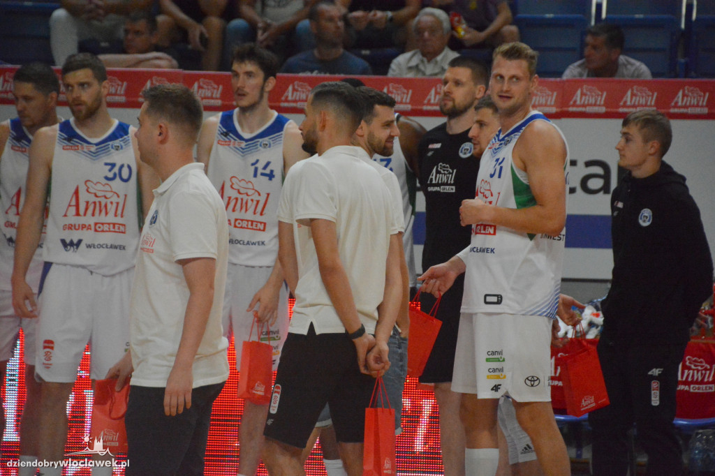 Anwil Włocławek vs. VEF Ryga na ANWIL Basketball Cup