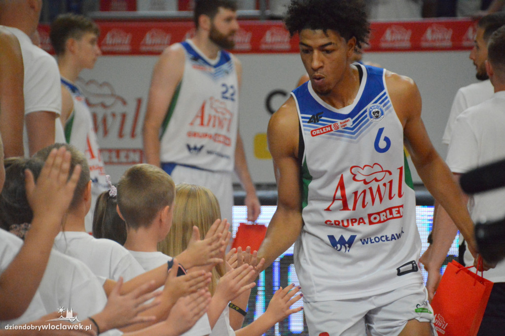 Anwil Włocławek vs. VEF Ryga na ANWIL Basketball Cup