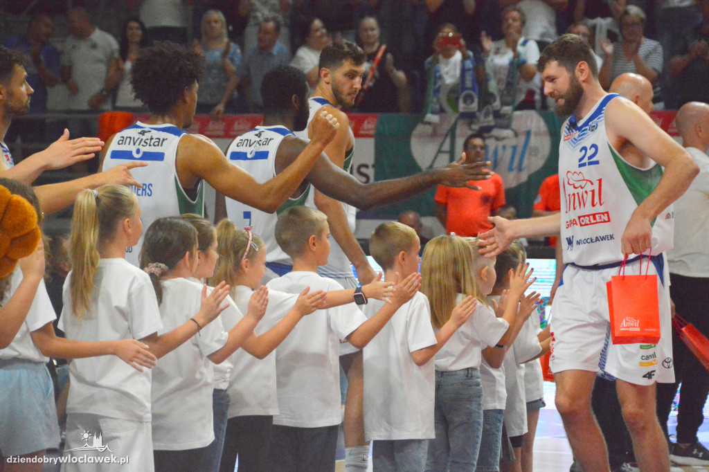 Anwil Włocławek vs. VEF Ryga na ANWIL Basketball Cup