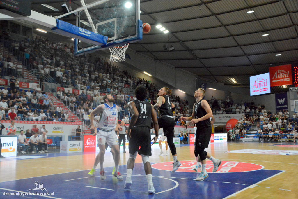 Anwil Włocławek vs. VEF Ryga na ANWIL Basketball Cup