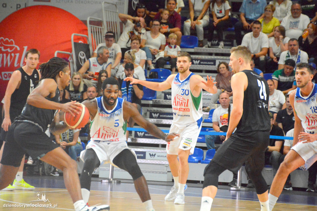 Anwil Włocławek vs. VEF Ryga na ANWIL Basketball Cup