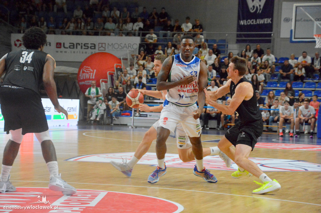 Anwil Włocławek vs. VEF Ryga na ANWIL Basketball Cup