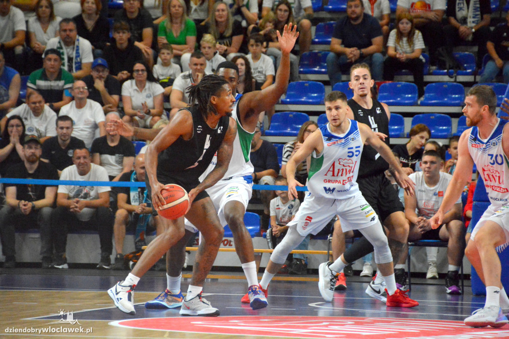 Anwil Włocławek vs. VEF Ryga na ANWIL Basketball Cup