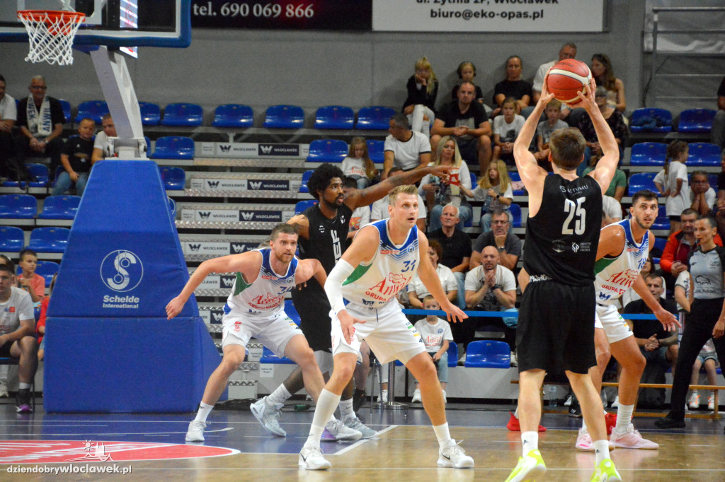 Anwil Włocławek vs. VEF Ryga na ANWIL Basketball Cup