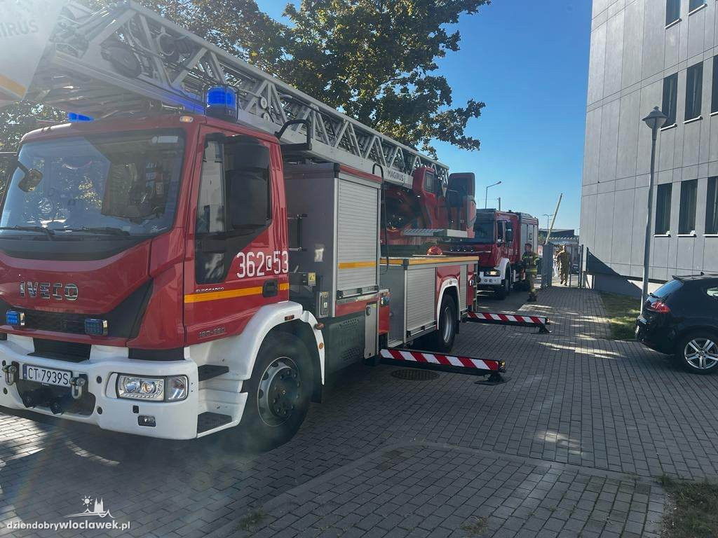 Ćwiczenia straży w Urzędzie Skarbowym