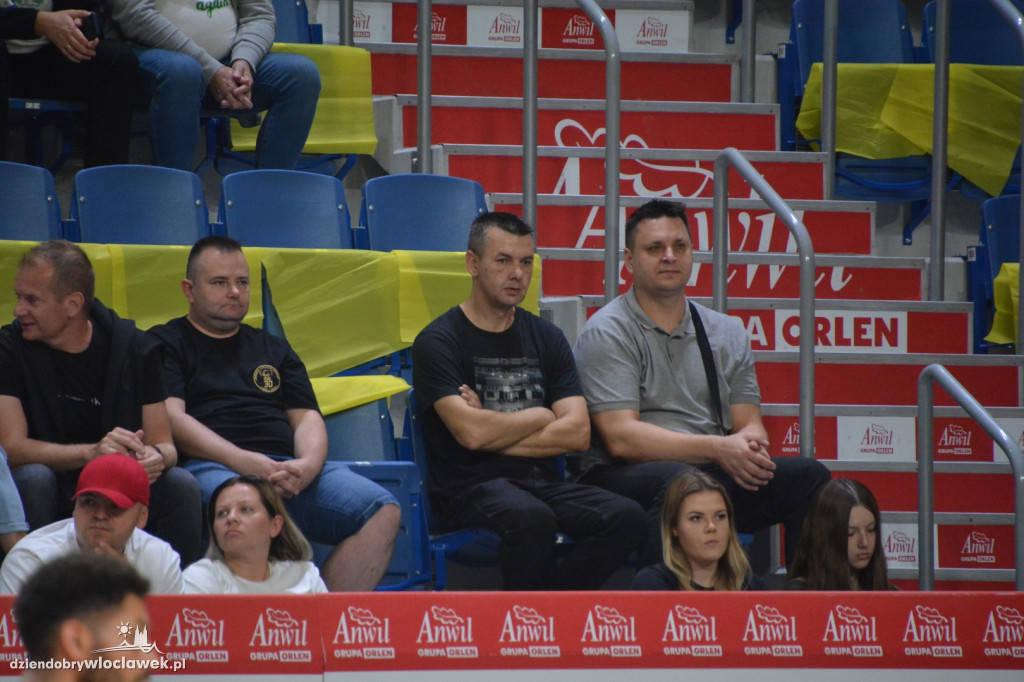 Kibice Anwilu na meczu z Treflem 24.09.2023