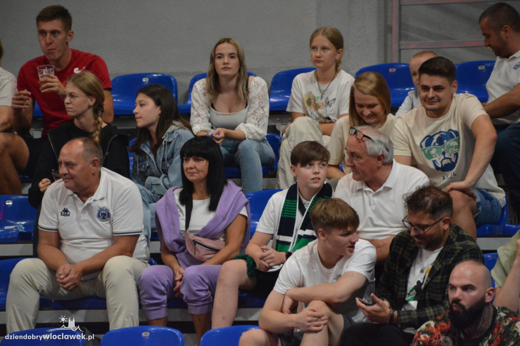 Kibice Anwilu na meczu z Treflem 24.09.2023