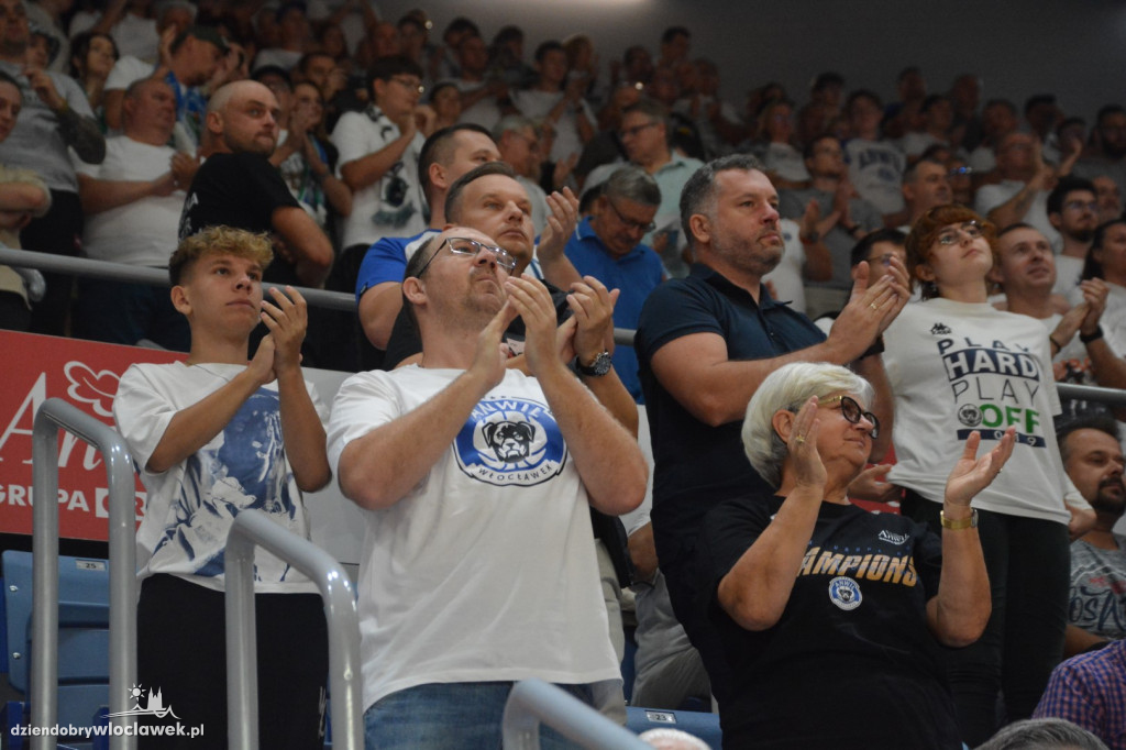 Kibice Anwilu na meczu z Treflem 24.09.2023