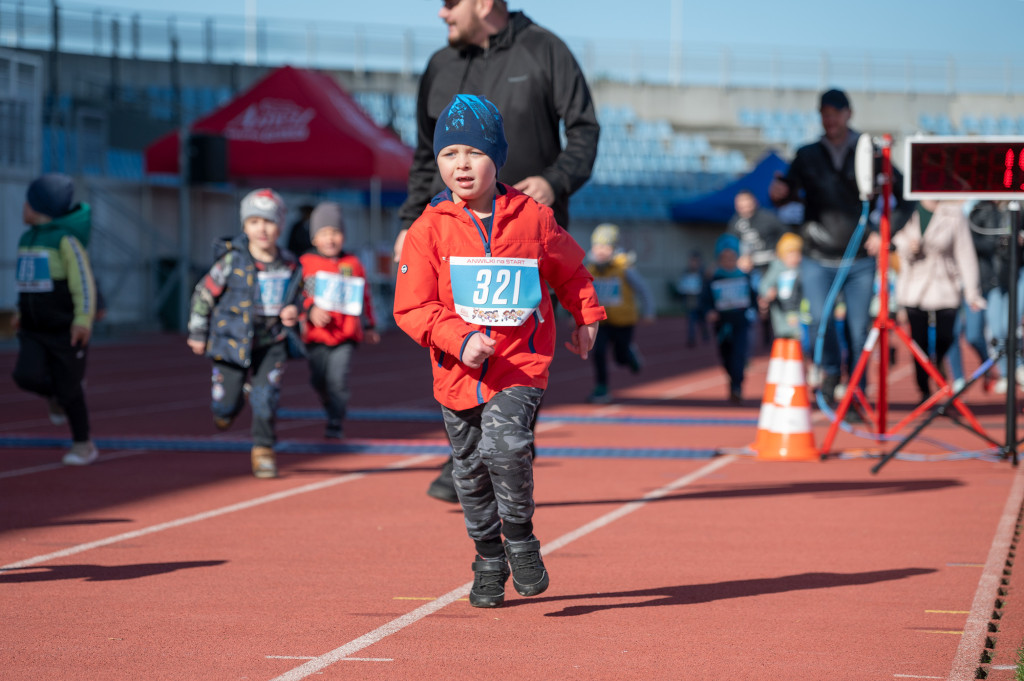 10. ANWIL Półmaraton Włocławek najmłodsi biegacze