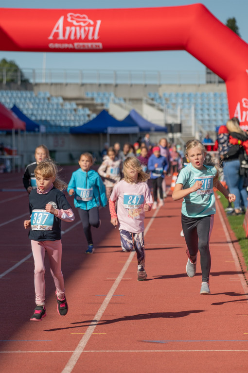 10. ANWIL Półmaraton Włocławek najmłodsi biegacze